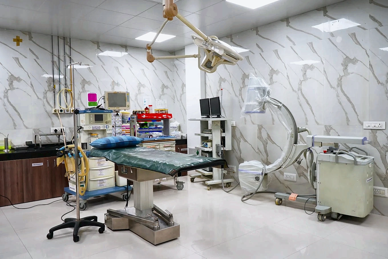 Operating theatre at Sruthi Hospital, Sivakasi