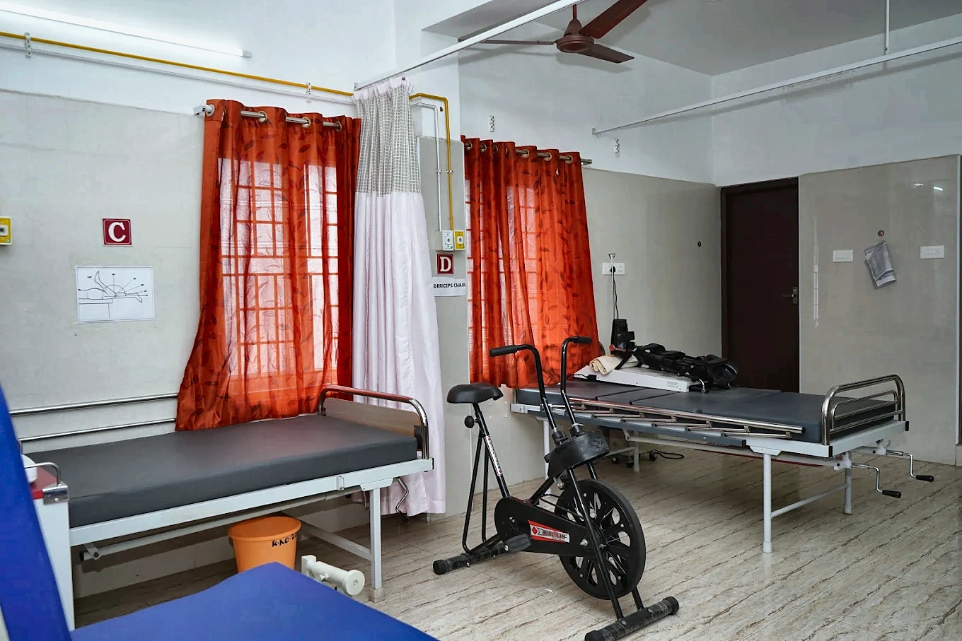 Patient care room at Sruthi Hospital, Sivakasi